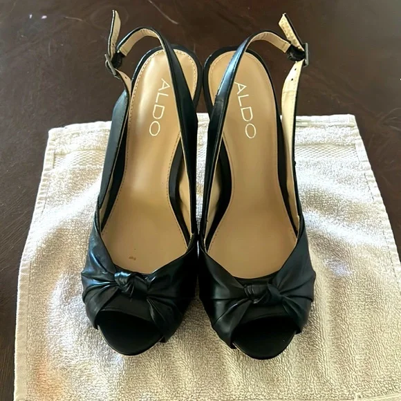 Also heals - Picture 1 of 4